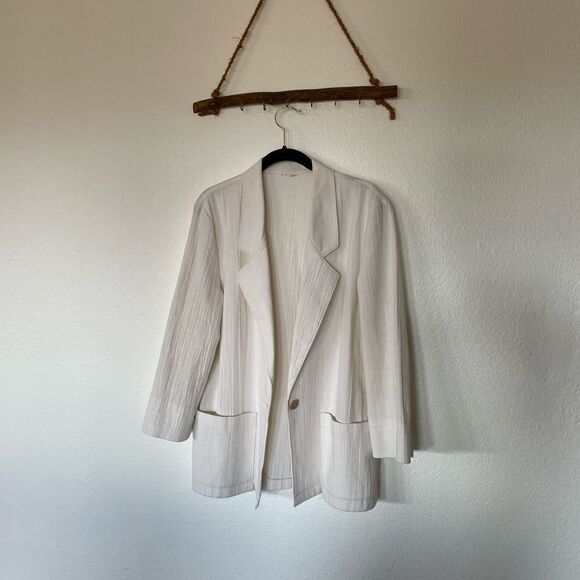 White textured blazer - Picture 4 of 8